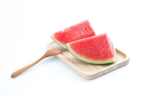 无版权吃瓜图片,揭秘无版权吃瓜图背后的趣味世界  第3张